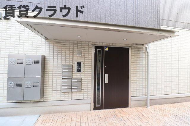 カナミオンのエントランス|建物の内部です