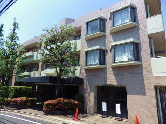 クレアモントハウスのエントランス