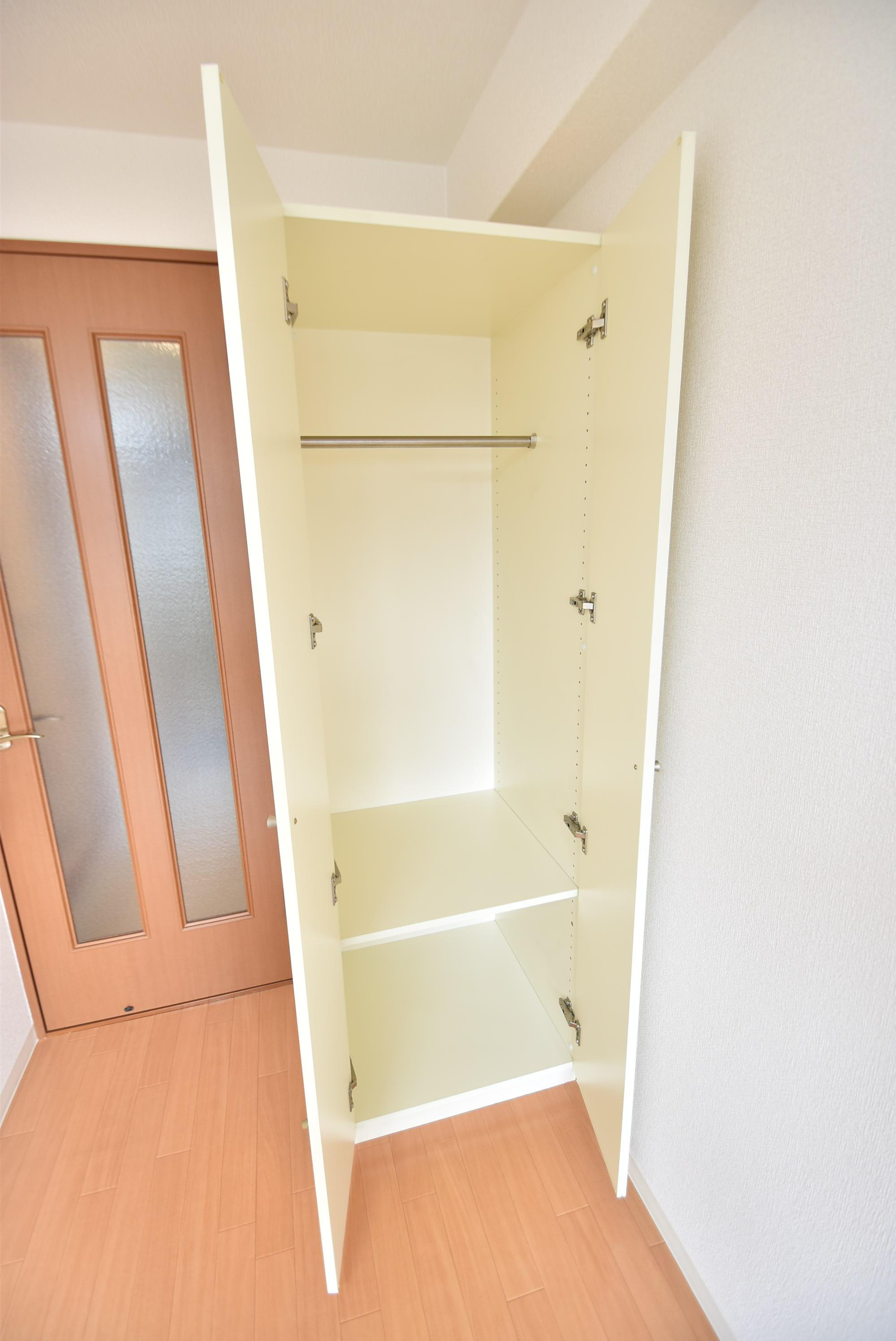 大阪市都島区内代町１丁目の賃貸マンションの収納