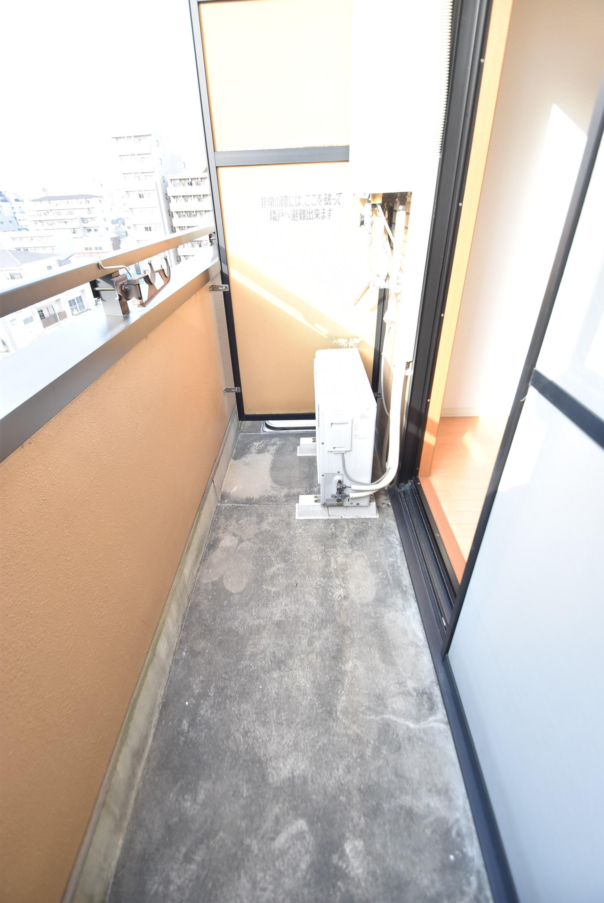 大阪市都島区内代町１丁目の賃貸マンションのバルコニー