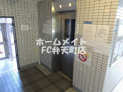 【ロビー】 | シティアリーナ阿波座西 | エレベーターがあります