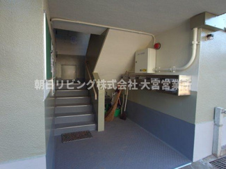 【エントランス】