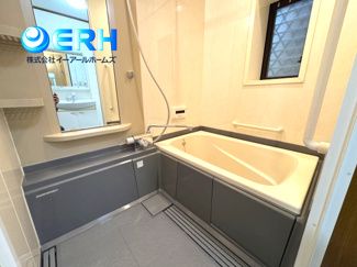 【浴室】 | 琵琶町1丁目戸建 | 日々の疲れを癒してくれるゆったり過ごせるお風呂です。