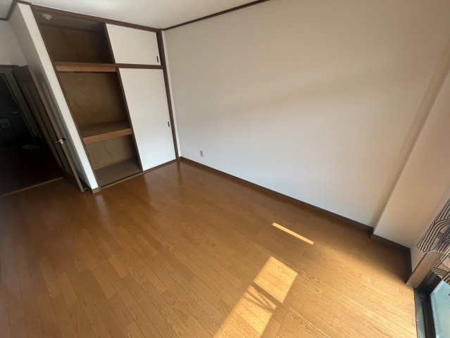 マンションサエイの居間・リビング