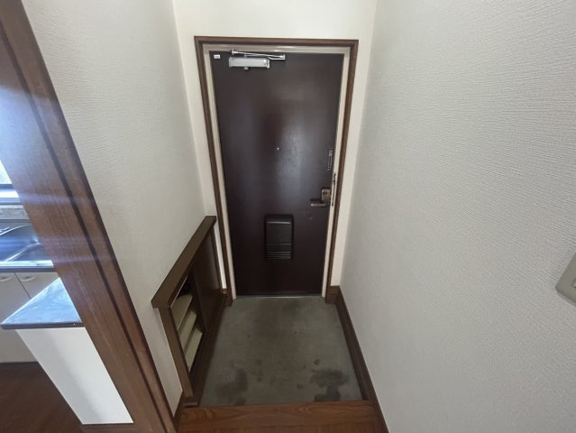 マンションサエイの玄関