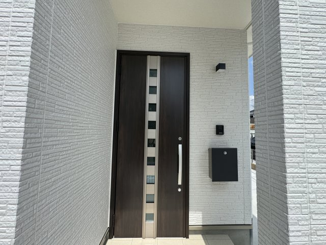 葛飾区西水元３丁目新築戸建【幸田小学校：5分】のエントランス|エントランス・玄関ポーチ