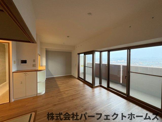 【居間・リビング】の画像