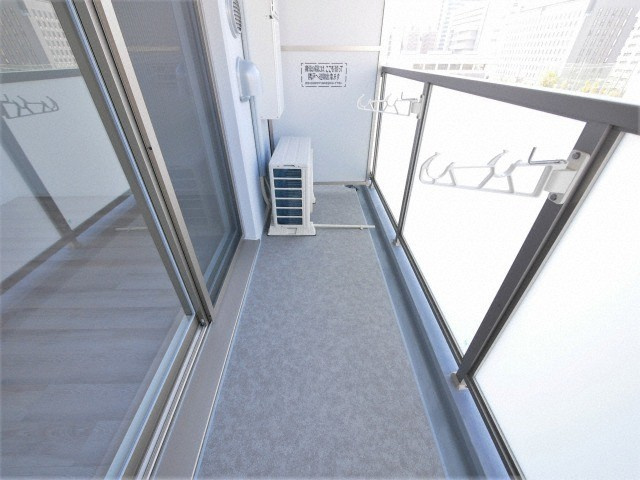 Dimus新大阪のバルコニー