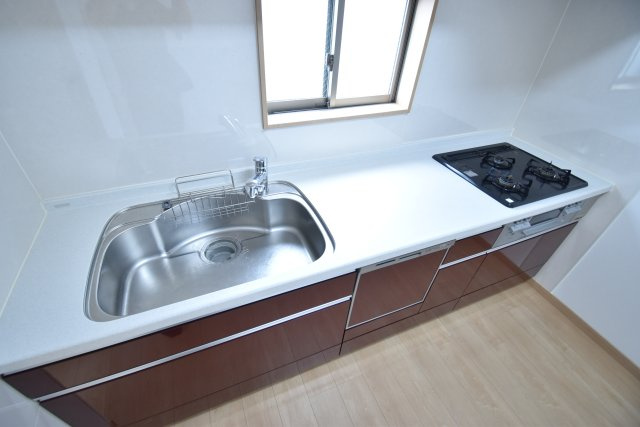 安立１丁目貸家のキッチン