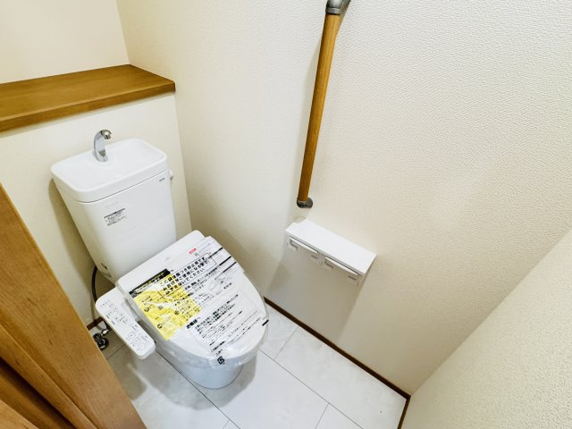 【トイレ】 | 葛飾区西水元３丁目新築戸建【幸田小学校：5分】 | 温水洗浄暖房便座つきトイレ