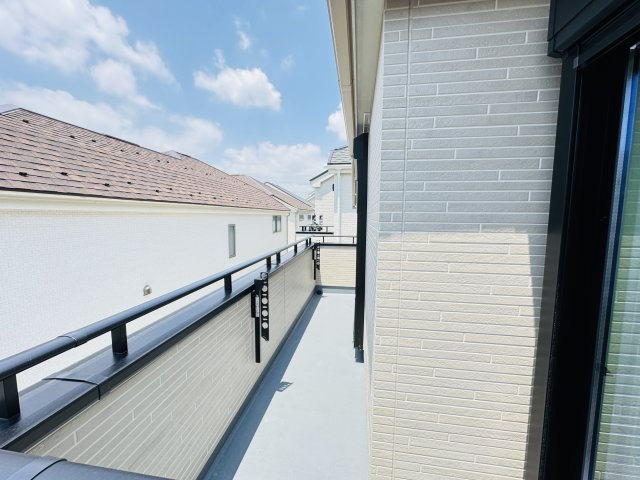 【バルコニー】 | 葛飾区西水元３丁目新築戸建【幸田小学校：5分】 | 5.25帖洋室前バルコニー