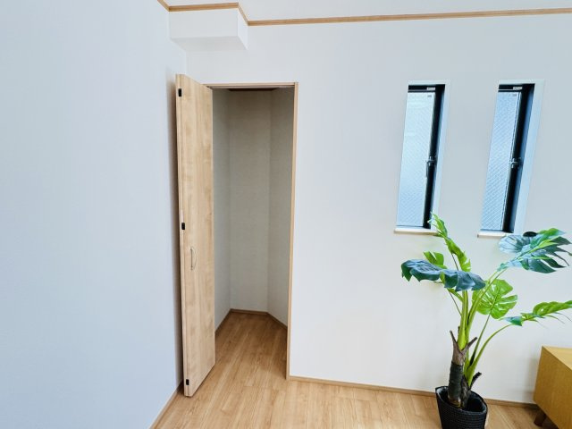 【収納】 | 葛飾区西水元３丁目新築戸建【幸田小学校：5分】 | リビング収納スペース