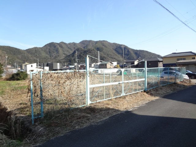 ６４６５３　岐阜市岩崎土地の外観
