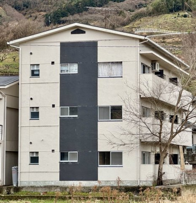 【外観】 | ルピナスかつらぎB棟 | 物件の外観です