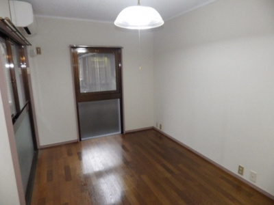 【寝室】 | FLAT9 | ※現状を優先とします（内装設備が異なる場合がございます）