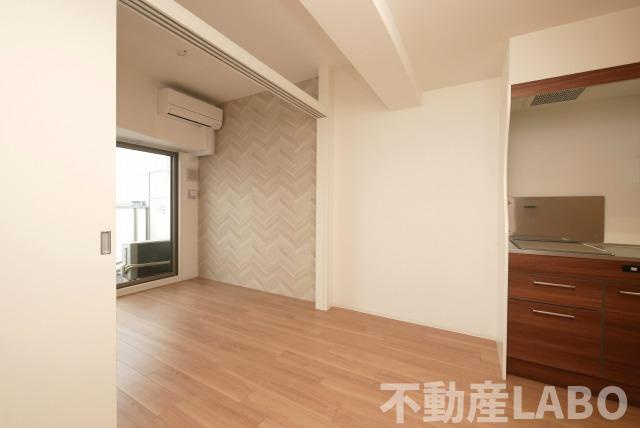 セレニテ難波ミラク参番館の居間・リビング