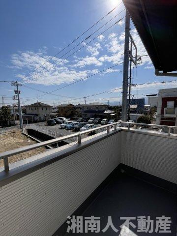 開成町吉田島新築戸建のバルコニー|バルコニー付きです