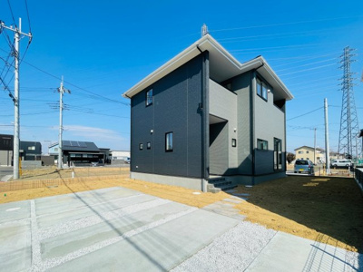 【外観】 | URBAN STYLE　太田市宝町1期　1号棟　 | ついに建物完成いたしました！ぜひ一度ご見学ください♪
