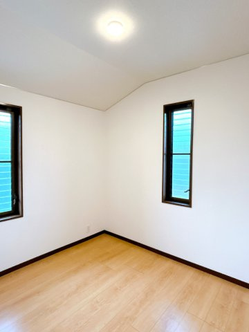 都城市上長飯町の中古一戸建の収納|納戸