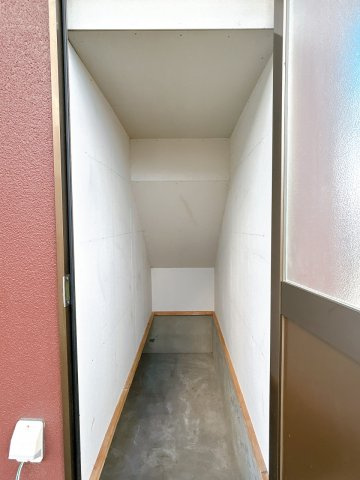 都城市上長飯町の中古一戸建のその他|外収納