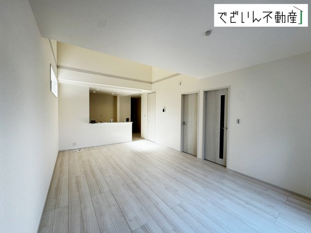 【居間・リビング】 | Livele Garden.S行田市持田4丁目　【平屋】新築住宅 | 広々リビングでくつろぎませんか？
現地(2025年4月撮影)