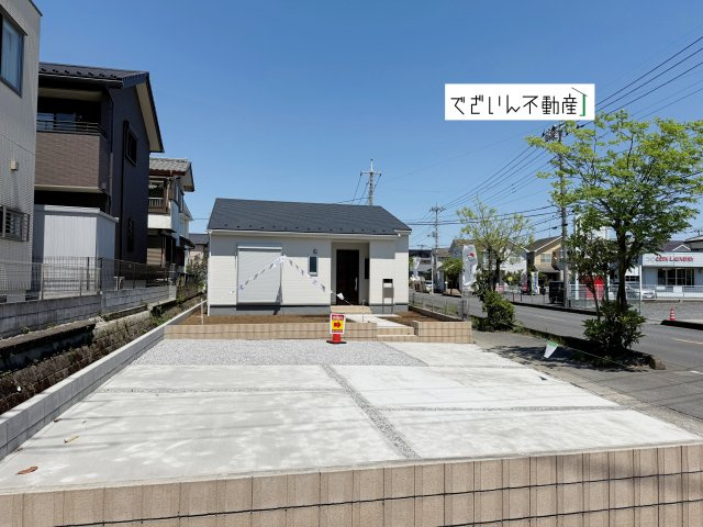 【外観】 | Livele Garden.S行田市持田4丁目　【平屋】新築住宅 | 緑豊かな住宅地。明るく快適な住まいです。
現地(2025年4月撮影)