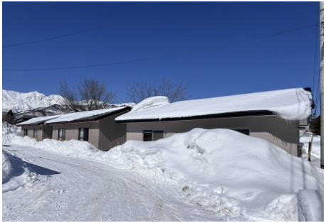 3 houses for sale with alps view 展望良好土地古屋付き（3棟）の外観