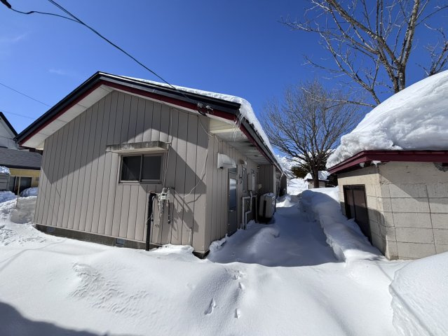 3 houses for sale with alps view 展望良好土地古屋付き（3棟）の外観