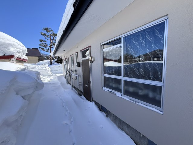 3 houses for sale with alps view 展望良好土地古屋付き（3棟）の外観