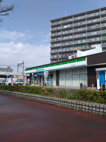 若江岩田パークマンションB棟の周辺|ファミリーマート　東大阪瓜生堂店