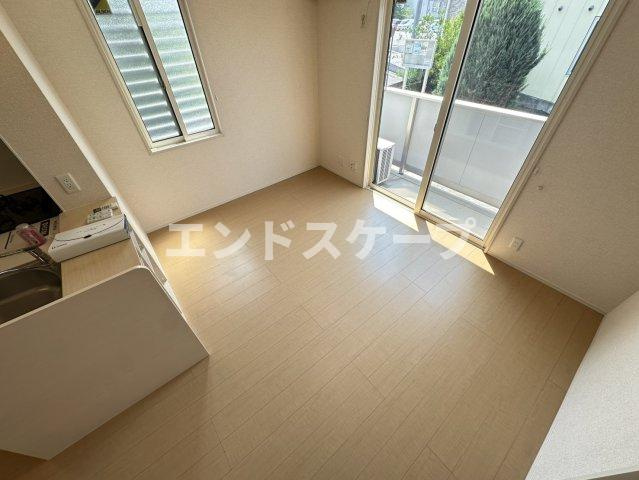 グレイスガーデン　椿の居間・リビング|高崎、前橋のお部屋探しはエンドスケープまで！お客様の理想お聞かせ下さい♪