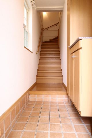 ガーデンヒルズ神戸西の玄関