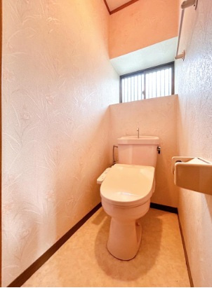 加古川市西神吉町岸のトイレ