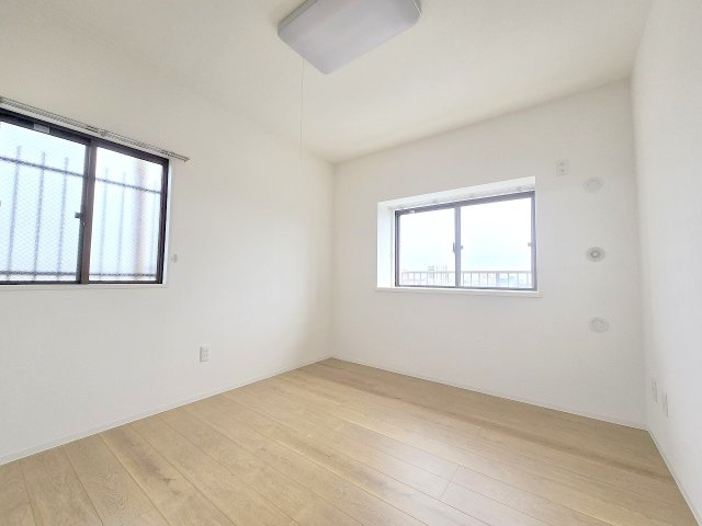 青梅東ガーデンわかぐさ公園の洋室