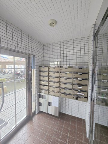 青梅東ガーデンわかぐさ公園のエントランス