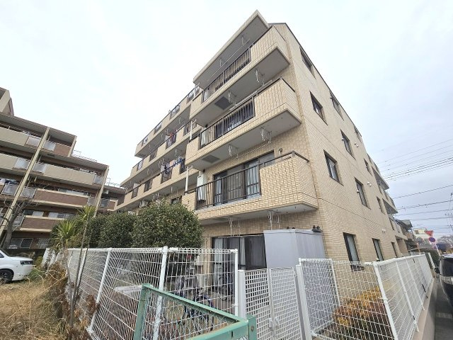 青梅東ガーデンわかぐさ公園の外観