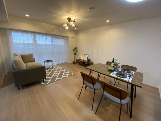 【居間・リビング】サンライフ取手Ａ棟 