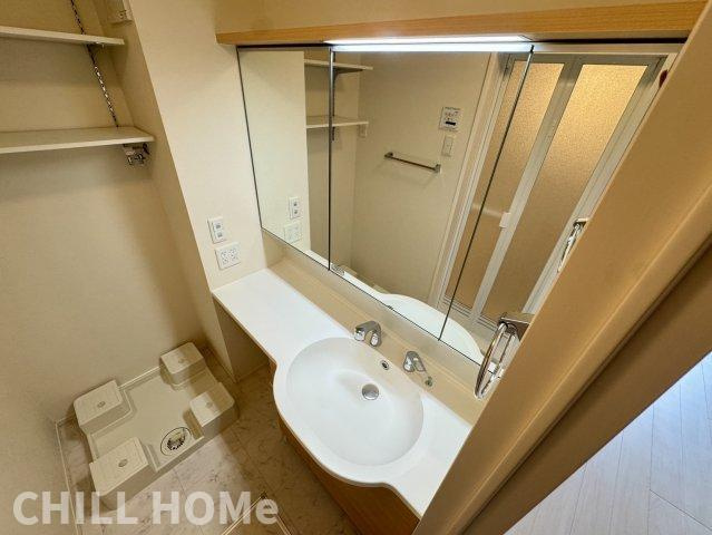 Ｄ-ｄｒｅａｍの洗面所|他社様掲載物件もまとめてご紹介、ご案内可能です(^^)/