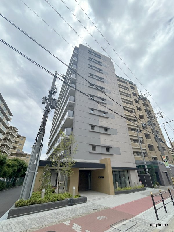STANDZ新大阪　仲介手数料無料の外観