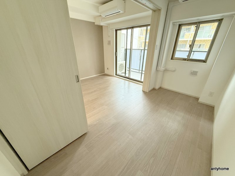 STANDZ新大阪　仲介手数料無料の寝室