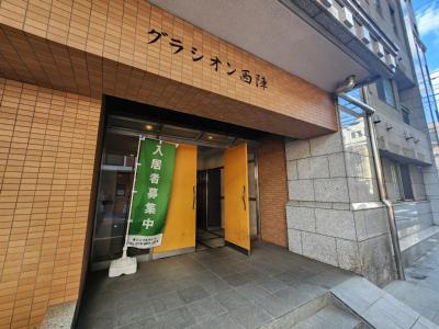 グラシオン西陣のエントランス