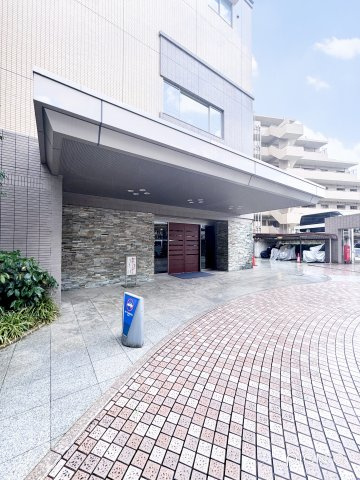 フューズ・コート175のエントランス