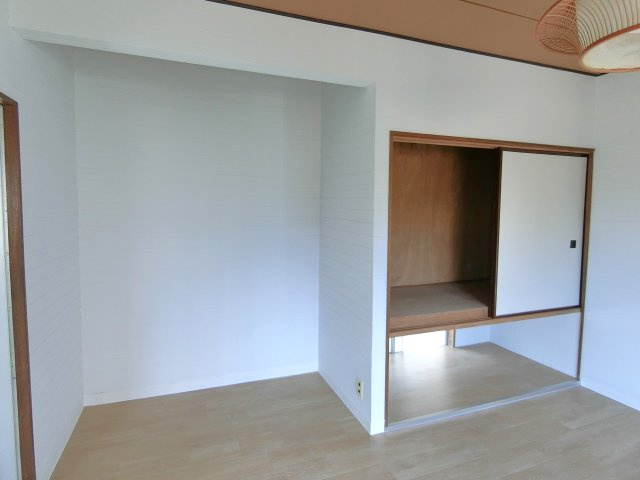 一宮町新地貸家の収納