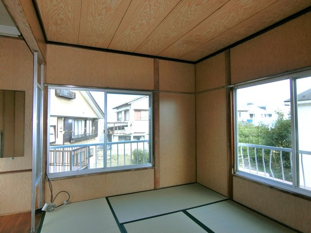 一宮町新地貸家の和室