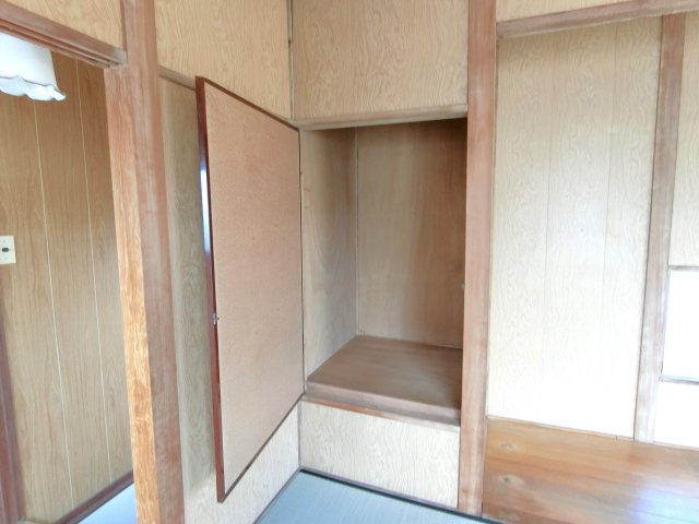 一宮町新地貸家の収納