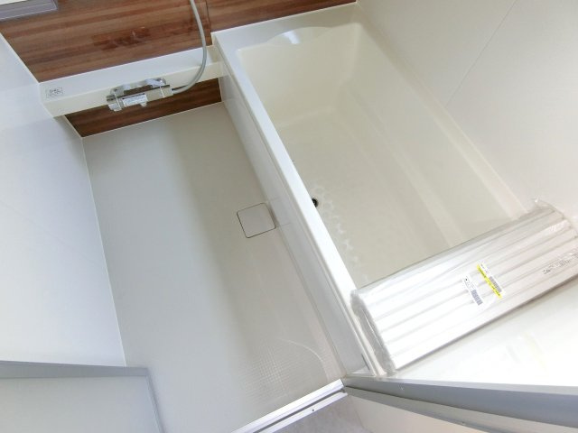 一宮町新地貸家の浴室