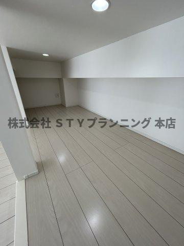 仲介手数料０円！フィオーレ鳴海の収納