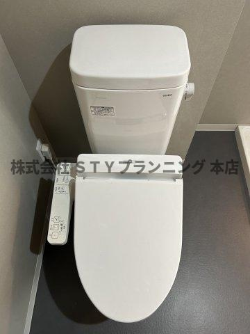 仲介手数料０円！フィオーレ鳴海のトイレ
