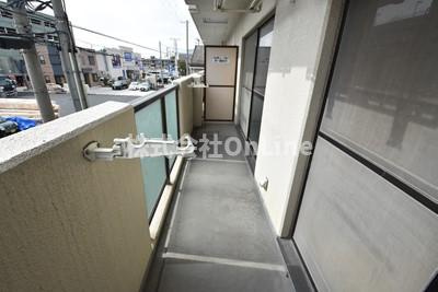 友田コーポラスのバルコニー