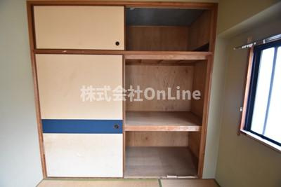 友田コーポラスの収納